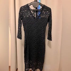 Naby lace midi dress